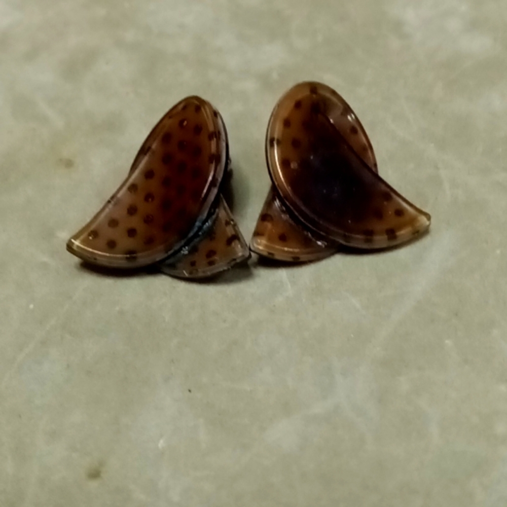 VINTAGE BROWN AND BLACK POLKA DOT ABSTRACT CLIP EARRINGS